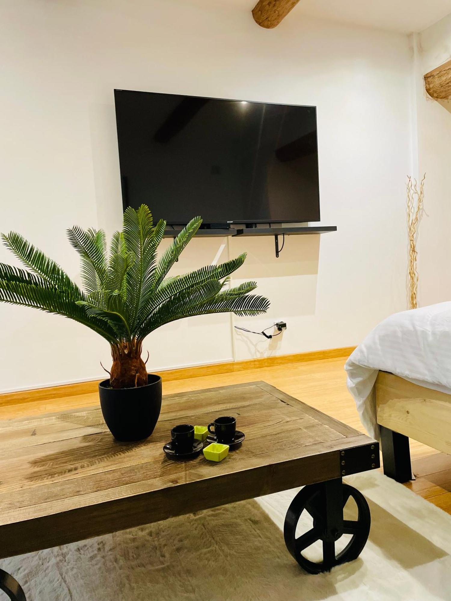 Aix-En-Provence, Studio Atypique Quartier Hyper Centre Екстериор снимка